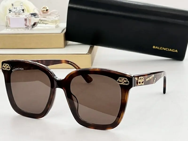 balenciaga aaa qualite lunettes de soleil s_12574b1